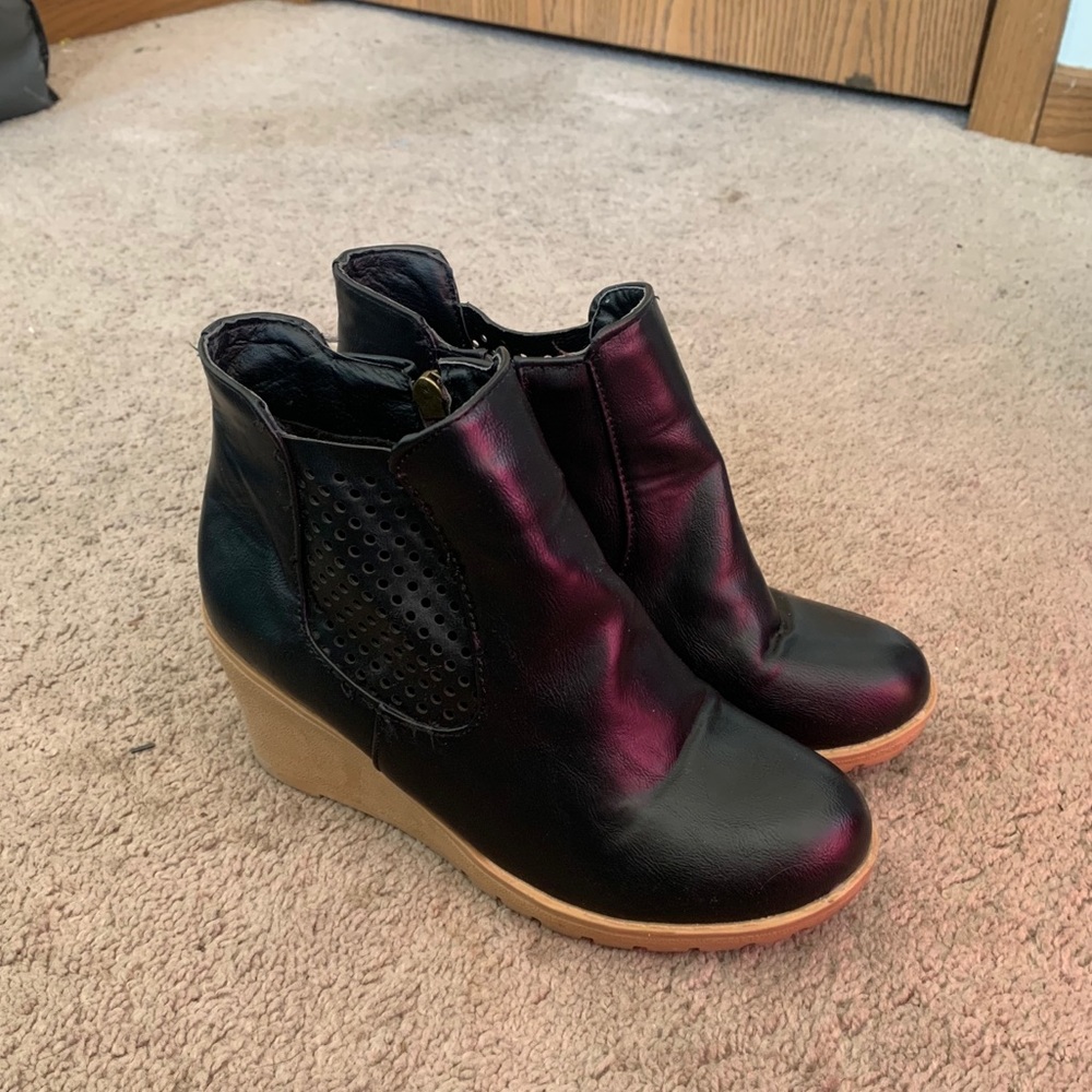 Woman’s booties